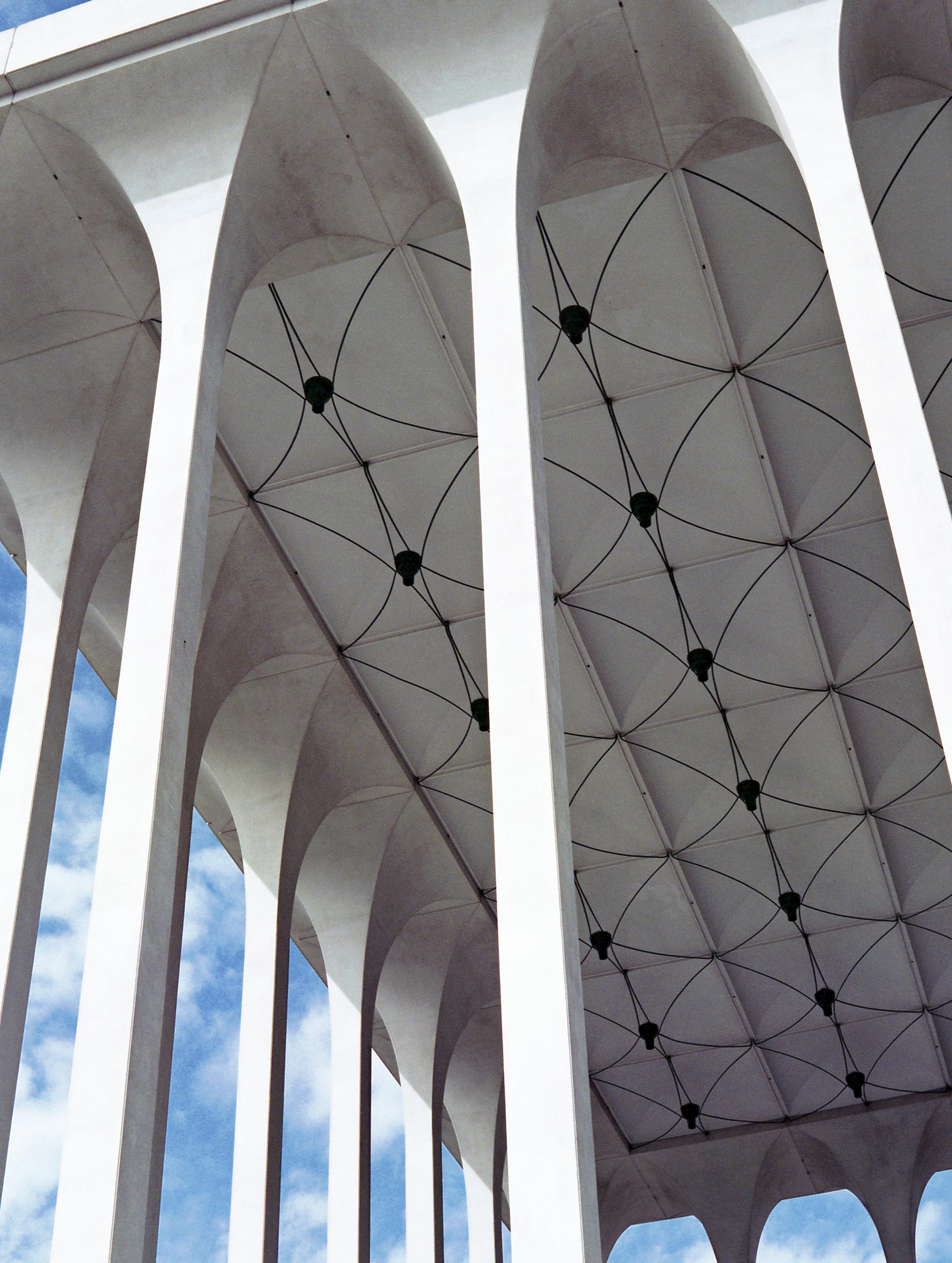 NWNL headquarters Minoru Yamasaki architect, 1965 Minneapolis, Minnesota, USA © 2002 Jerominus