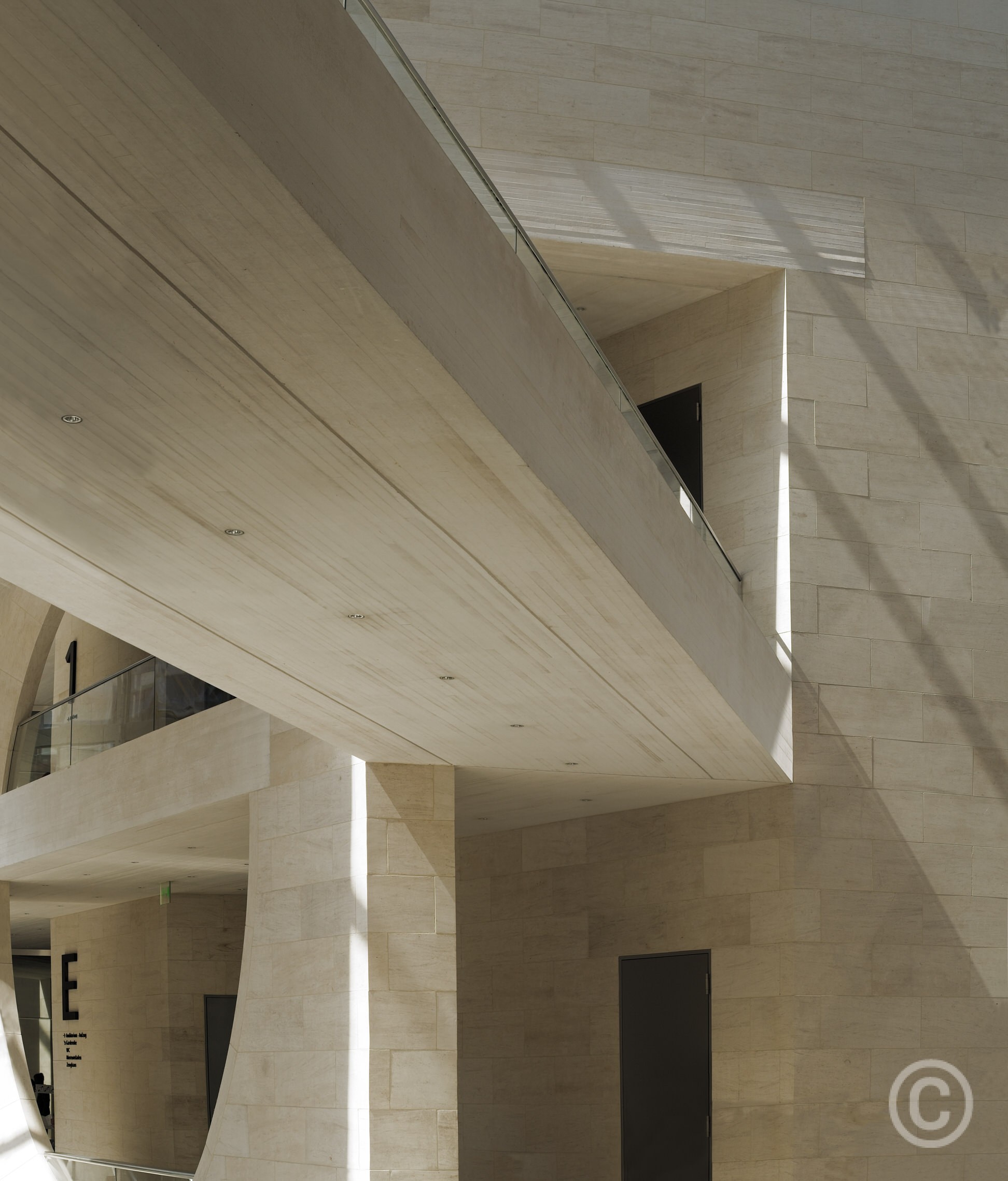 Linteau. Deutsche Historische Museum, Berlin I. M. Pei architect (1917 –2019)