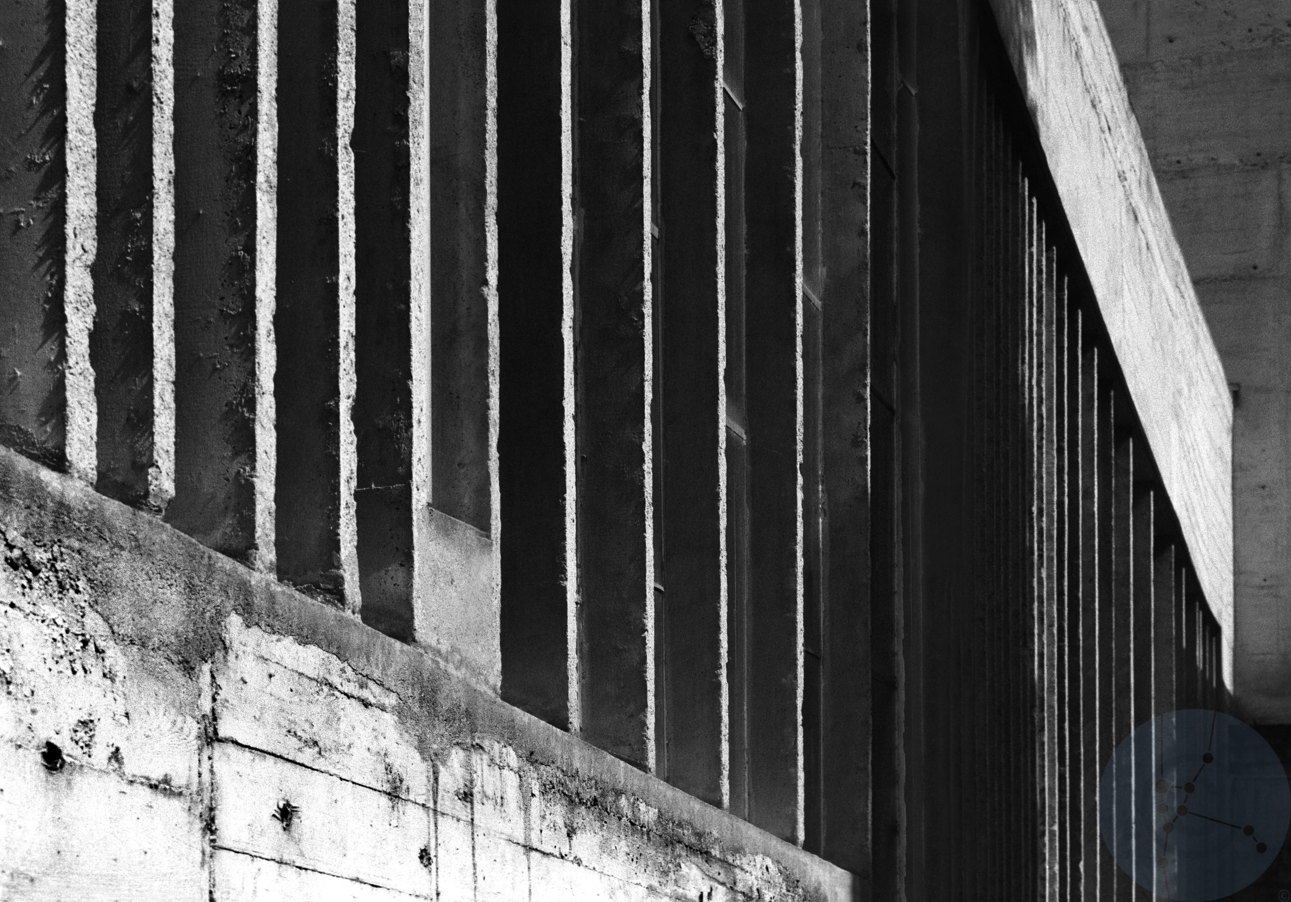Iannis Xenakis Pans de verre ondulatoires La tourette cloister, Le corbusier, 1965 Lyon, France