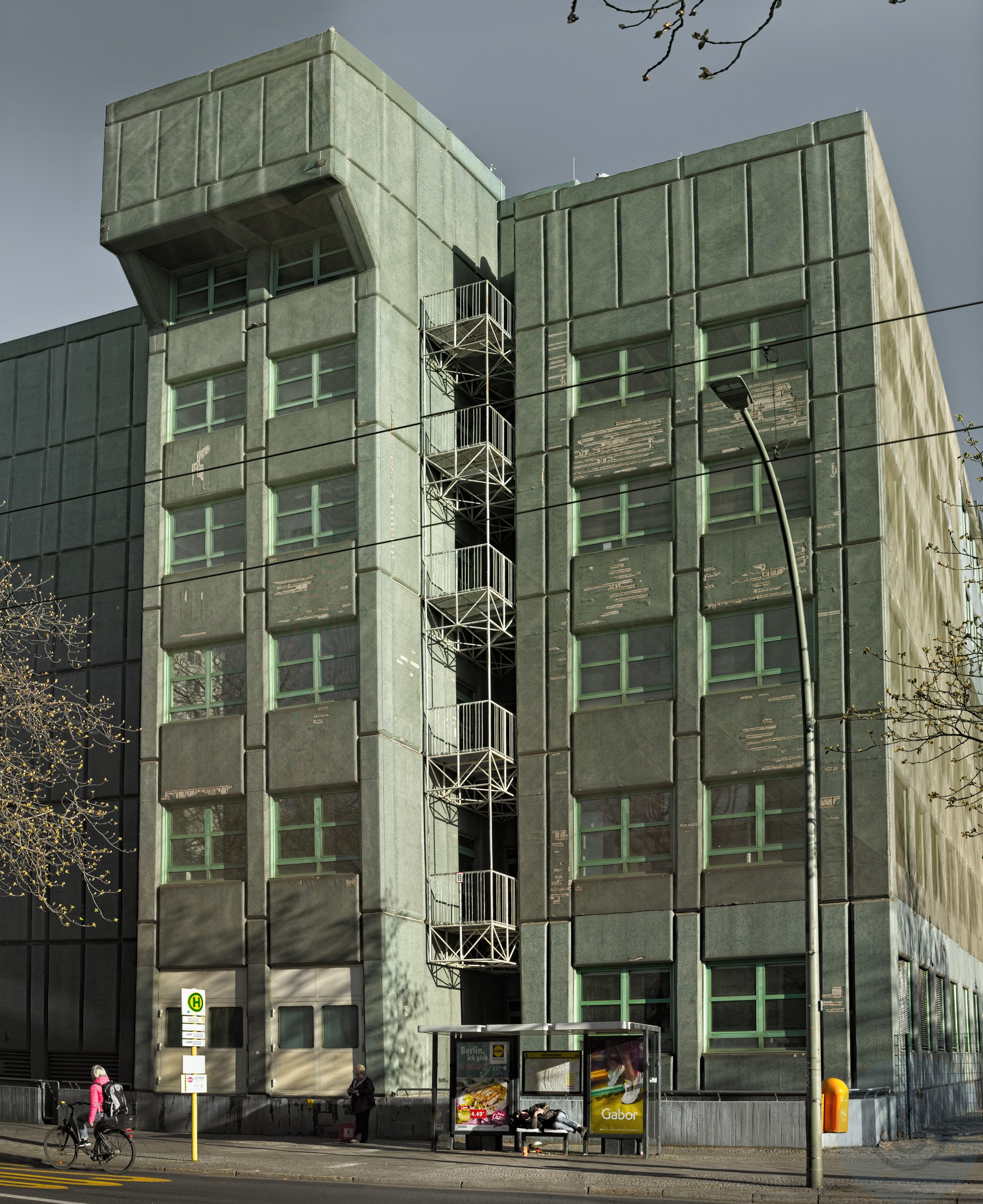Research Institute LLBB Berlin - Legacy #3 - Sleep - Landeslabor Berlin-Brandenburg, Moabit Berlin